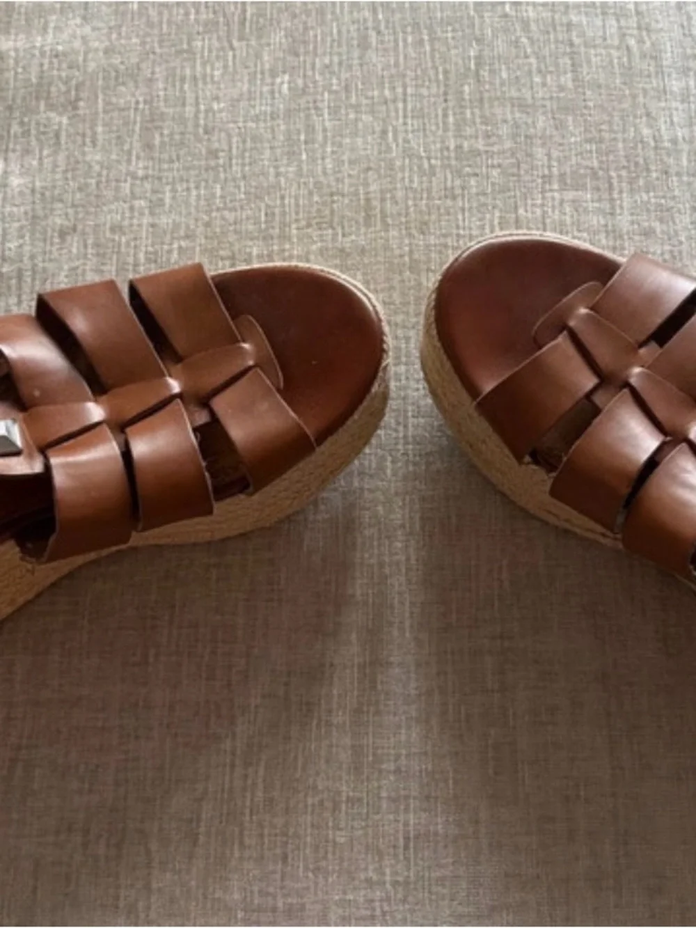 Marc Fisher LTD Elissa Brown Leather Platform Sandals Size 7.5